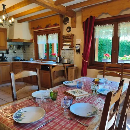 Le Jardin Des Vardesses - By Care Concierge